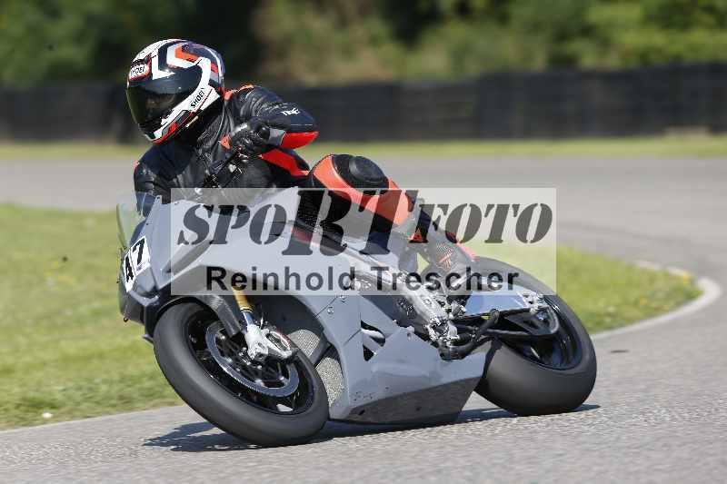 /44 09.08.2025 Plüss Moto Sport ADR/Freies Fahren/47